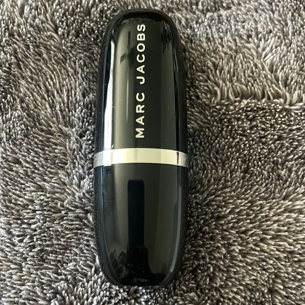 Marc Jacobs Fair 10 Accomplice Concealer
